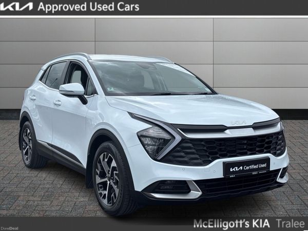 Kia Sportage MPV, Diesel, 2022, White