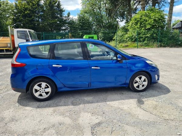 Renault Grand Scenic MPV, Diesel, 2010, Blue