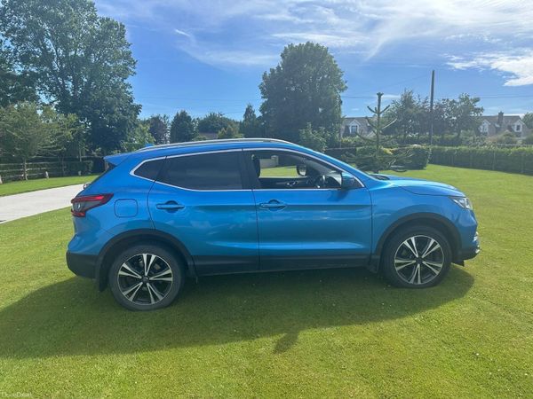 Nissan Qashqai MPV, Petrol, 2018, Blue