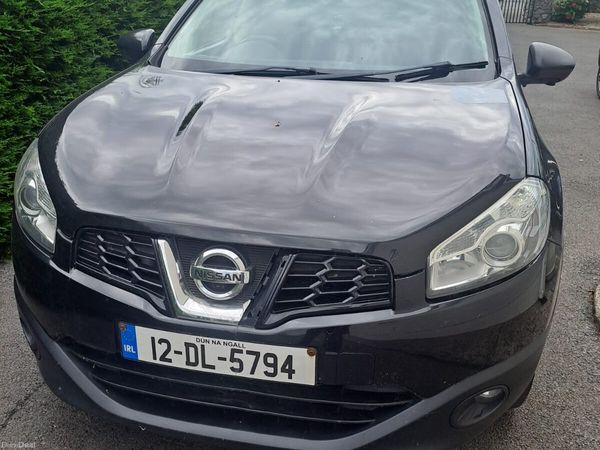 Nissan Qashqai Hatchback, Diesel, 2012, Black