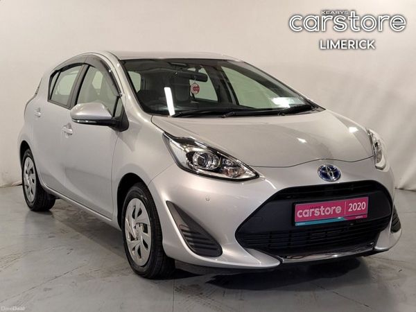 Toyota Aqua Hatchback, Petrol Hybrid, 2020, Silver