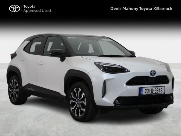 Toyota Yaris Cross Hatchback, Petrol Hybrid, 2023, White