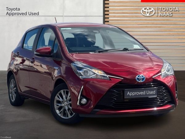 Toyota Yaris Hatchback, Petrol Hybrid, 2018, Red