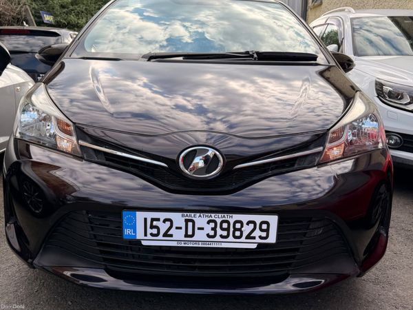 Toyota Vitz Hatchback, Petrol, 2015, Purple