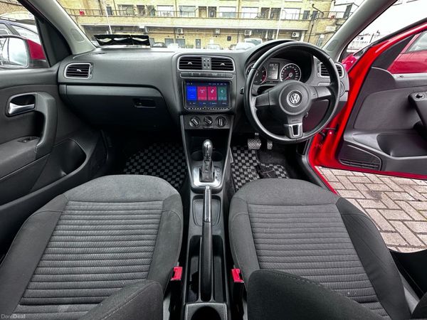 Volkswagen Polo Hatchback, Petrol, 2014, Red