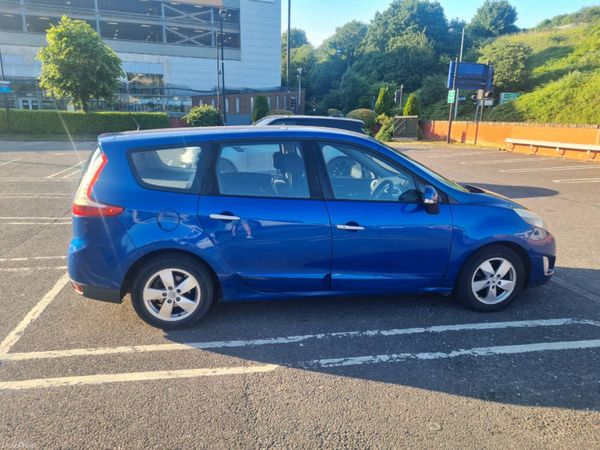 Renault Grand Scenic MPV, Diesel, 2010, Blue