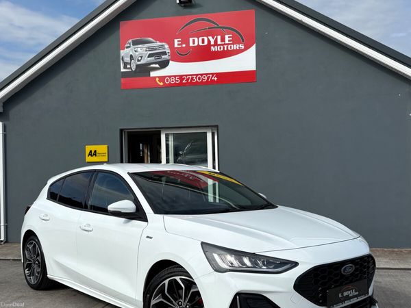 Ford Focus Hatchback, Diesel, 2023, White