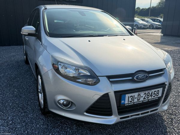 Ford Focus Hatchback, Petrol, 2013, Silver