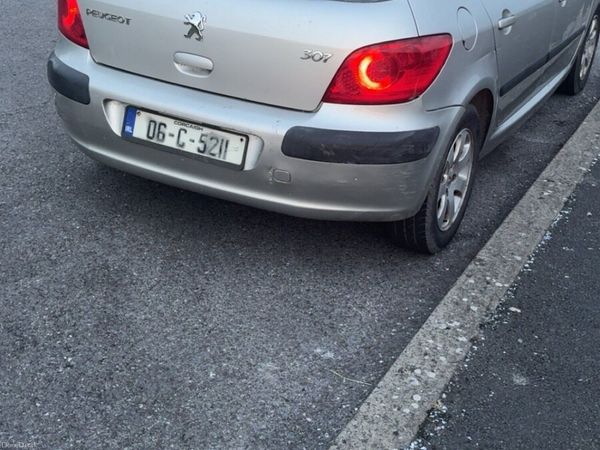Peugeot 307 Hatchback, Petrol, 2006, Silver