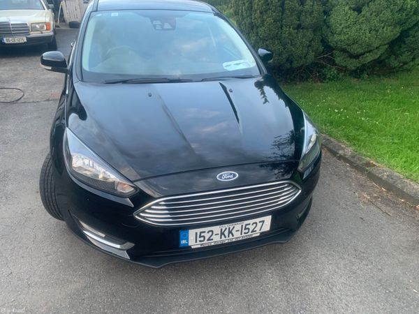 Ford Focus Hatchback, Petrol, 2015, Black
