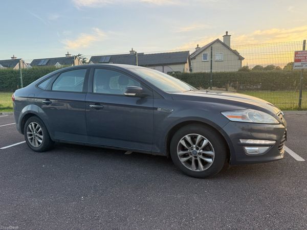 Ford Mondeo Hatchback, Diesel, 2012, Grey