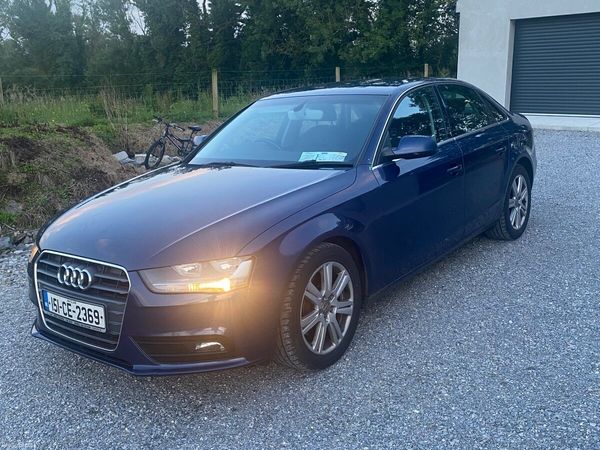 Audi A4 Saloon, Diesel, 2015, Blue