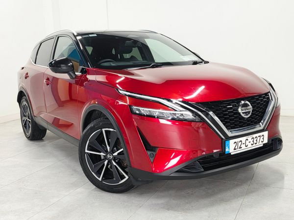 Nissan Qashqai SUV, Petrol, 2021, Red