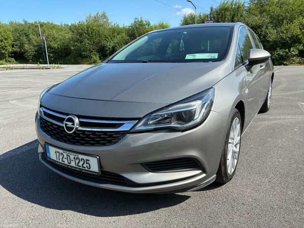 Opel Astra Hatchback, Petrol, 2017, Grey
