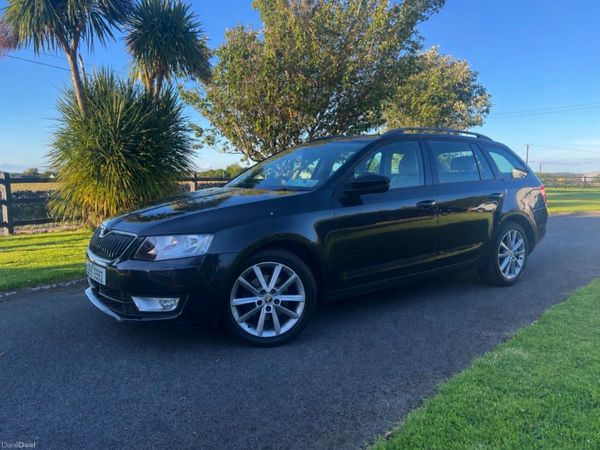 Skoda Octavia Estate, Diesel, 2015, Black