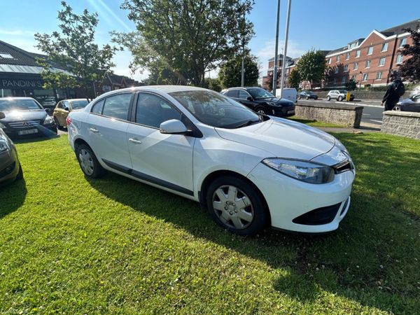 Renault Fluence Saloon, Diesel, 2016, White