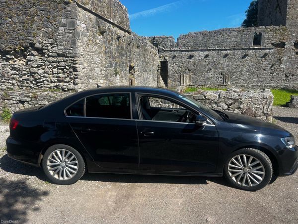 Volkswagen Jetta Saloon, Diesel, 2015, Black