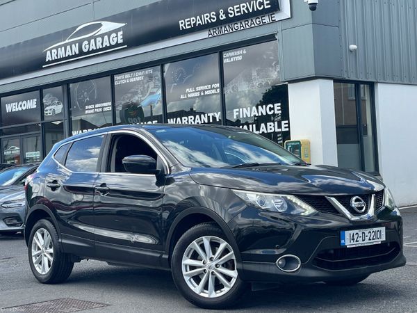 Nissan Qashqai Hatchback, Diesel, 2014, Black