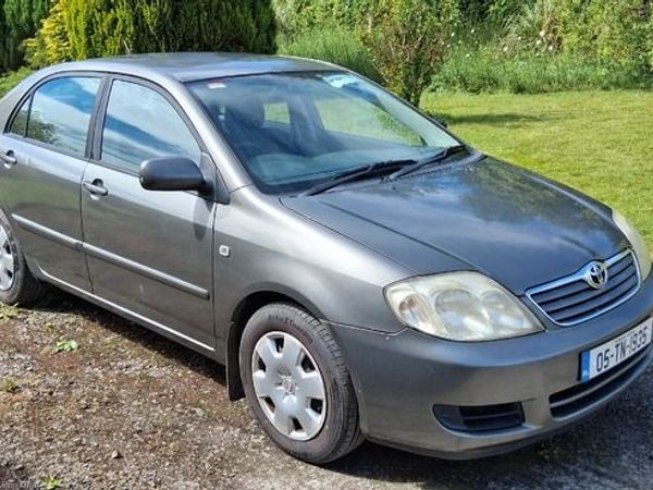 Toyota Corolla Saloon, Diesel, 2005, Grey