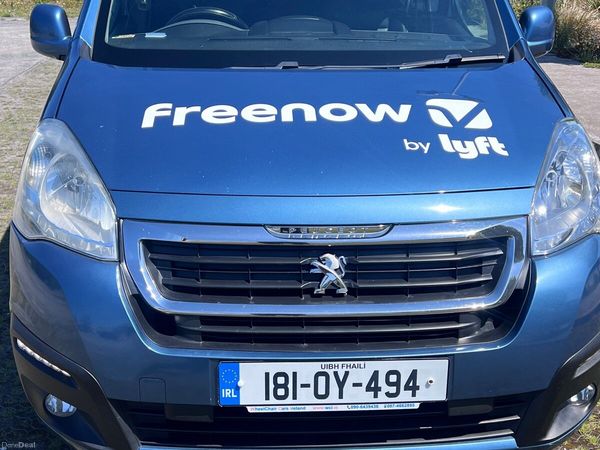 Peugeot Partner MPV, Diesel, 2018, Blue