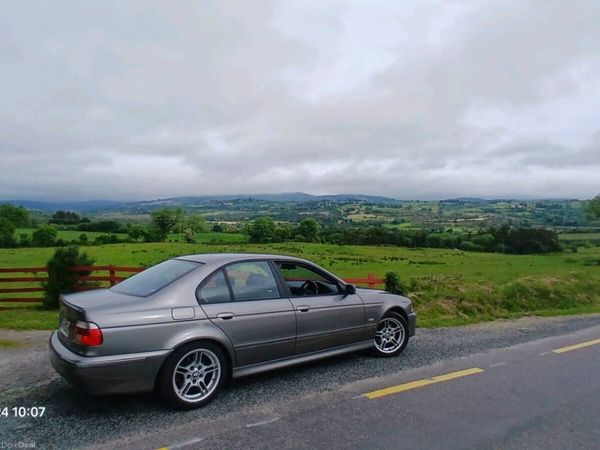 BMW 5-Series Saloon, Petrol, 2003, Grey