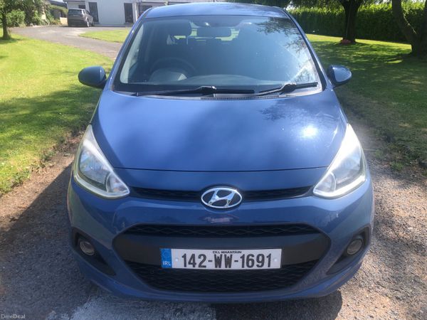 Hyundai i10 Hatchback, Petrol, 2014, Blue