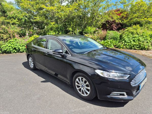 Ford Mondeo Hatchback, Diesel, 2016, Black