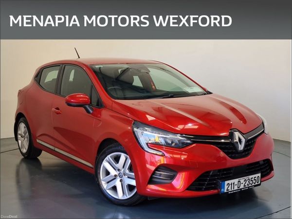 Renault Clio Hatchback, Petrol, 2021, Red