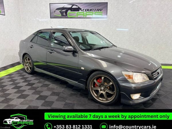 Toyota Altezza Saloon, Petrol, 1999, Grey