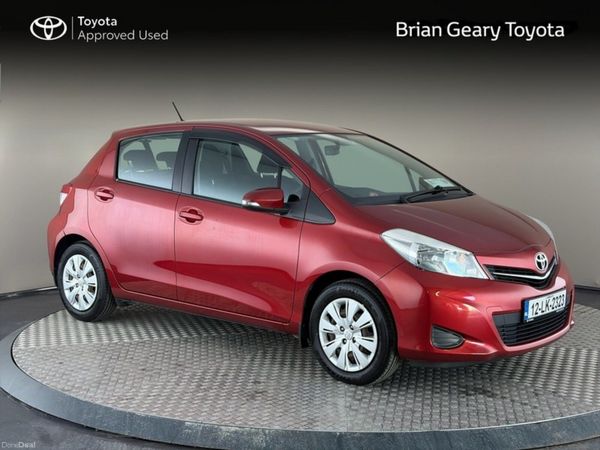 Toyota Yaris Hatchback, Petrol, 2012, Red