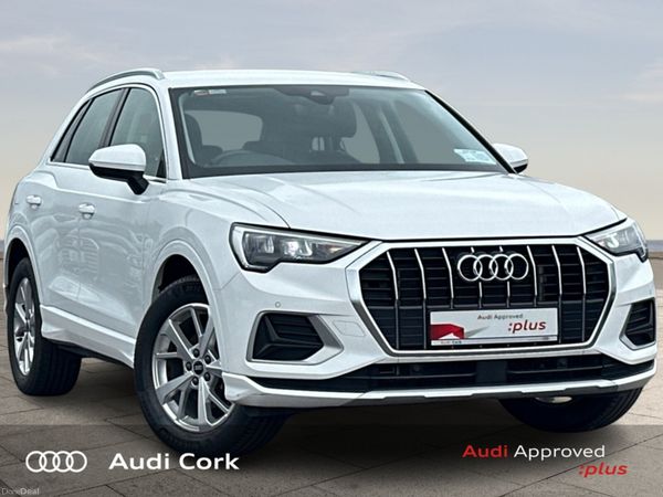 Audi Q3 SUV, Petrol, 2023, White