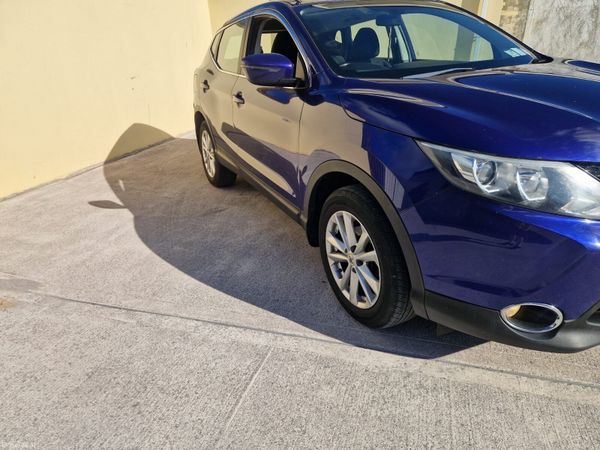 Nissan Qashqai Hatchback, Diesel, 2015, Blue