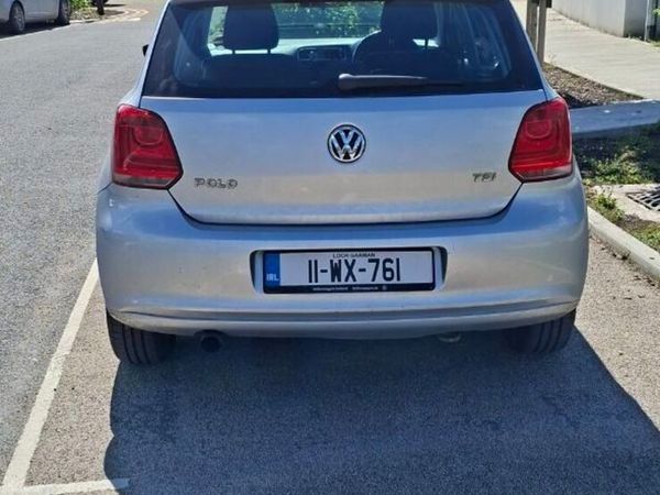 Volkswagen Polo Hatchback, Petrol, 2011, Silver