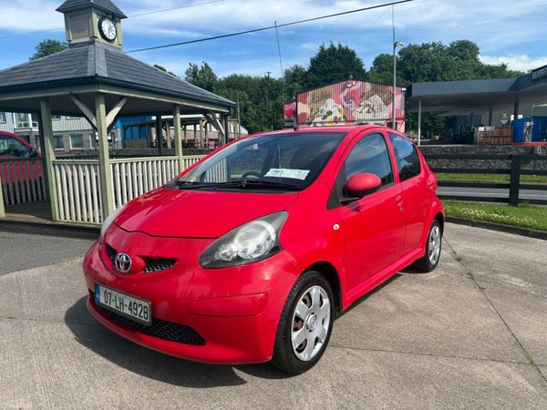 Toyota Aygo Hatchback, Petrol, 2007, Red