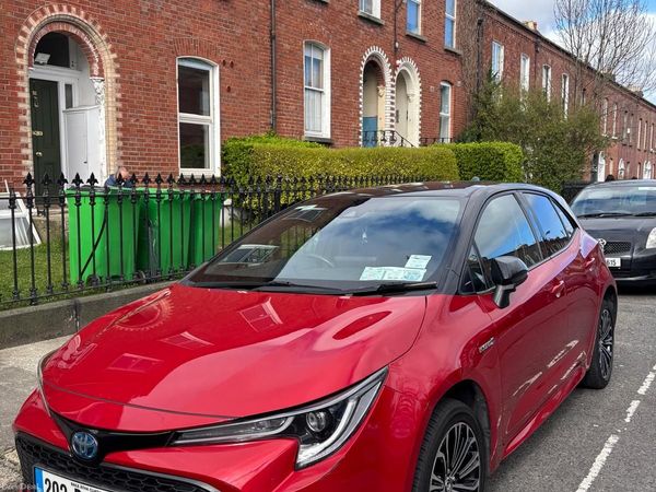 Toyota Corolla Hatchback, Petrol Hybrid, 2020, Red