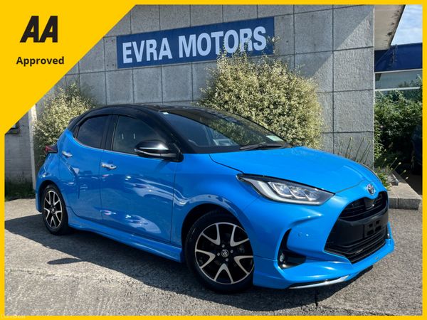 Toyota Yaris Hatchback, Petrol Hybrid, 2021, Blue