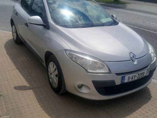 Renault Megane Hatchback, Diesel, 2011, Silver