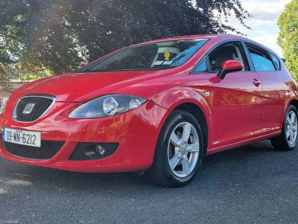 SEAT Leon Hatchback, Diesel, 2009, Red