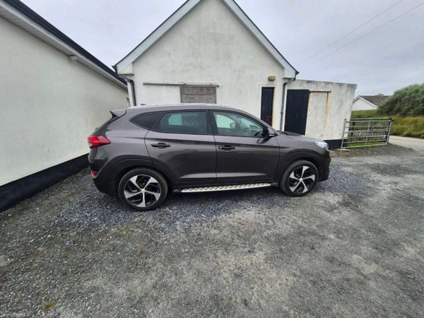 Hyundai Tucson SUV, Diesel, 2018, Brown