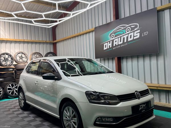 Volkswagen Polo Hatchback, Petrol, 2016, White