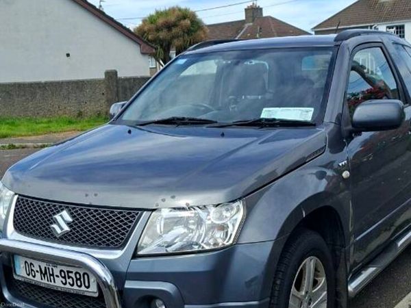 Suzuki Grand Vitara SUV, Petrol, 2006, Grey