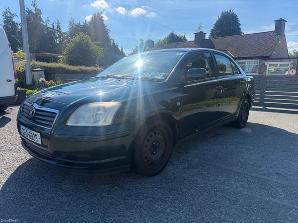 Toyota Avensis Saloon, Petrol, 2005, Green