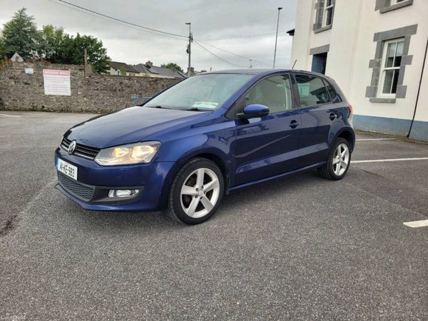 Volkswagen Polo Hatchback, Petrol, 2014, Blue