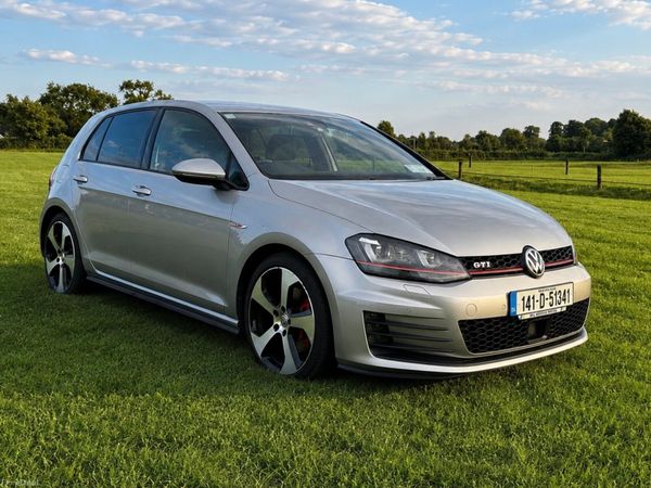 Volkswagen Golf Hatchback, Petrol, 2014, Grey