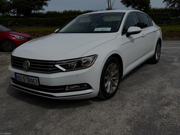 Volkswagen Passat Saloon, Diesel, 2015, White
