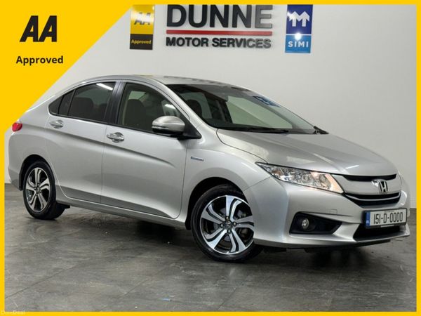 Honda Grace Saloon, Petrol Hybrid, 2015, Silver