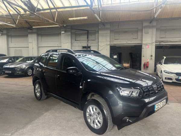 Dacia Duster SUV, Petrol, 2022, Grey