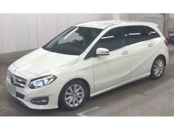 Mercedes-Benz B-Class Hatchback, Petrol, 2016, White