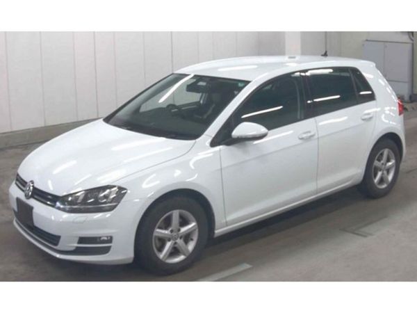 Volkswagen Golf Hatchback, Petrol, 2015, White