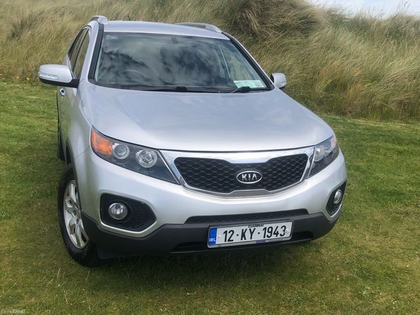 Kia Sorento SUV, Diesel, 2012, Silver